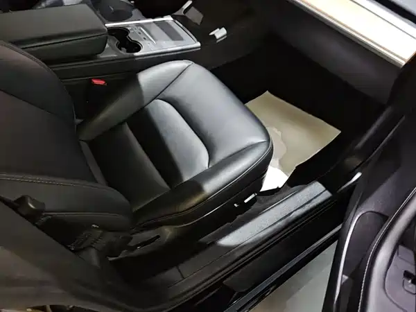 Tesla Model 3 2022, фото 24