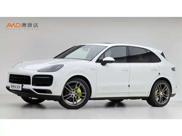 Porsche Cayenne PHEV 2023