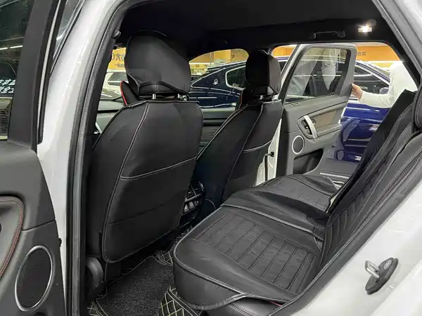 Land Rover Discovery Sport 2020, фото 6