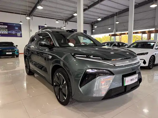 BYD Tang L 2025, фото 3