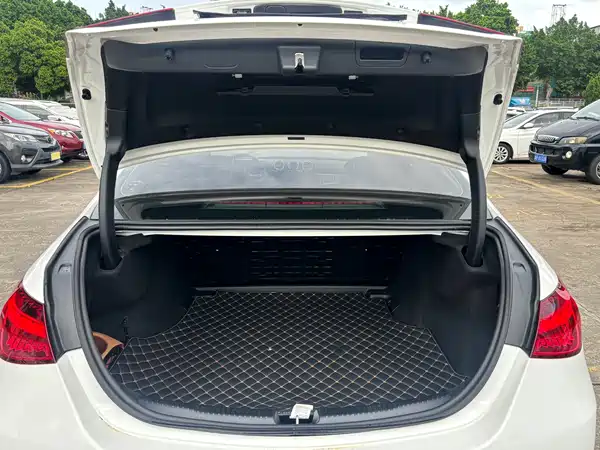 Mercedes-Benz C-Class 2022, фото 16