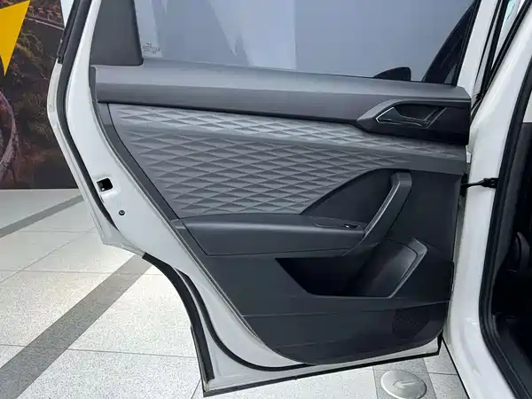 Volkswagen Tharu 2022, фото 9