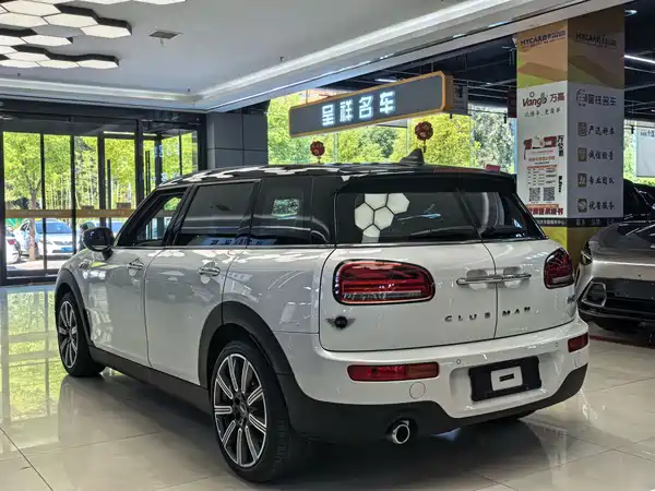 MINI CLUBMAN 2023, фото 16