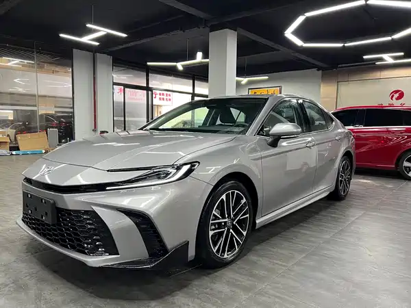 Toyota Camry 2026, фото 3