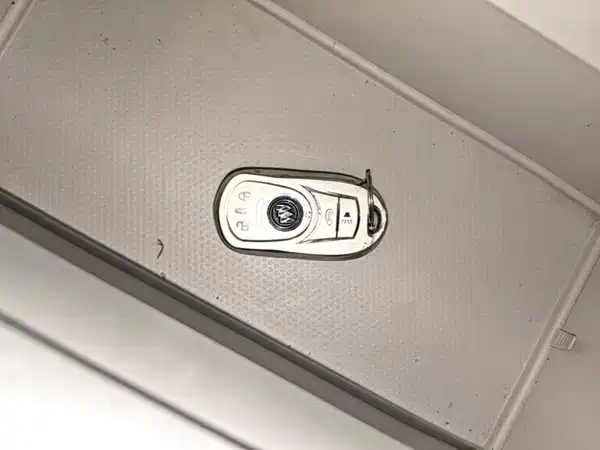 Buick GL8 2023, фото 8