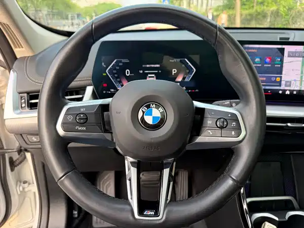 BMW X1 2023, фото 11