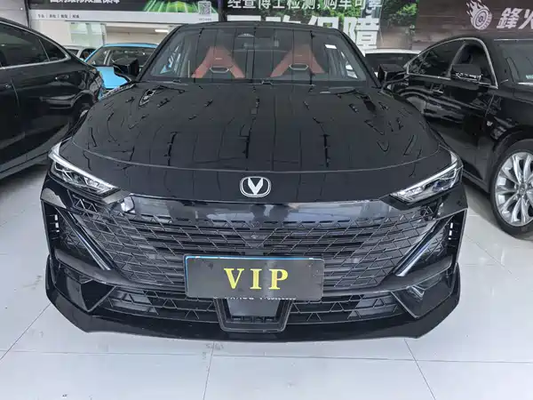 Changan UNI-V 2023, фото 2