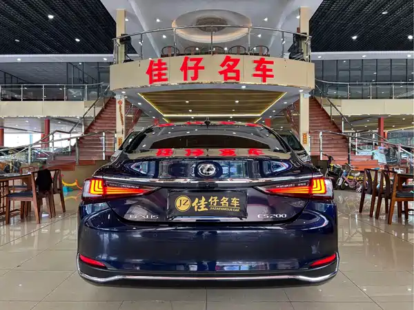 Lexus ES 2022, фото 5