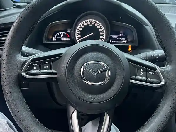 Mazda CX-4 2021, фото 13
