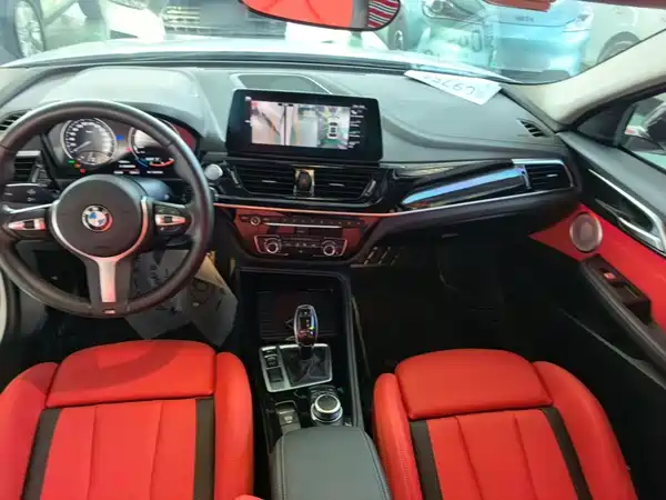 BMW 1 Series 2022, фото 9