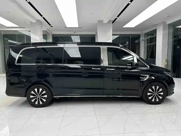 Mercedes-Benz Vito 2024, фото 4