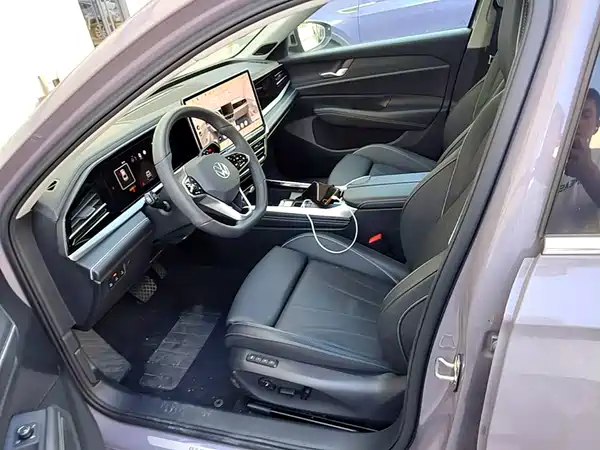 Volkswagen Passat 2025, фото 14