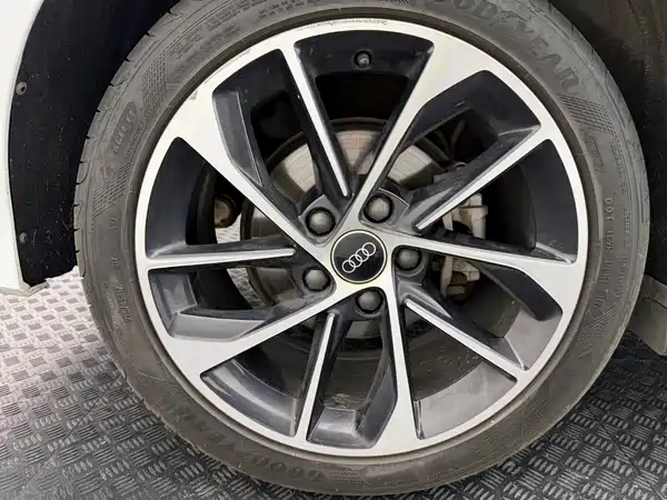 Audi A3 2022, фото 21