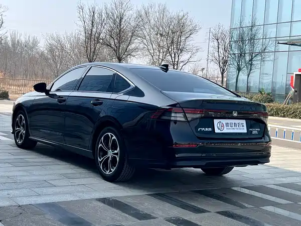 Honda Accord 2023, фото 4