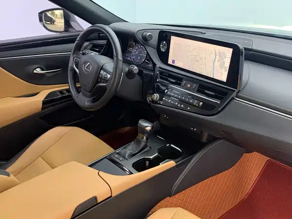 Lexus ES 2022, фото 15