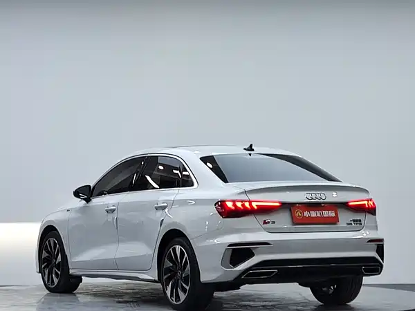 Audi A3 2023, фото 6