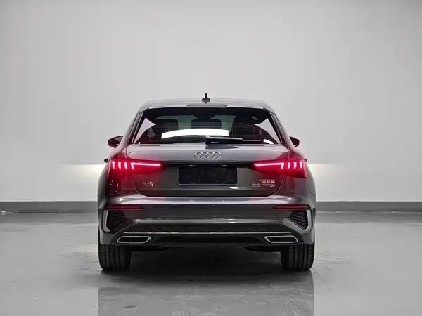 Audi A3 2023, фото 5