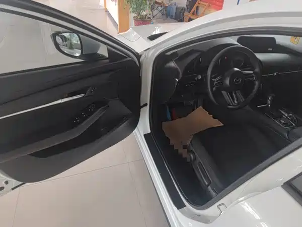 Mazda 3 2023, фото 11