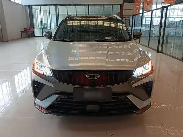 Geely Coolray 2023, фото 2