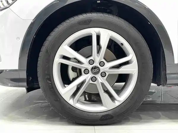 Audi Q3 2022, фото 16