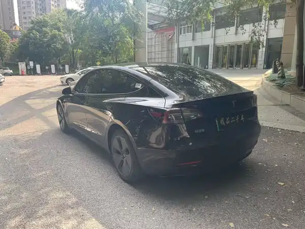 Tesla Model 3 2023, фото 7