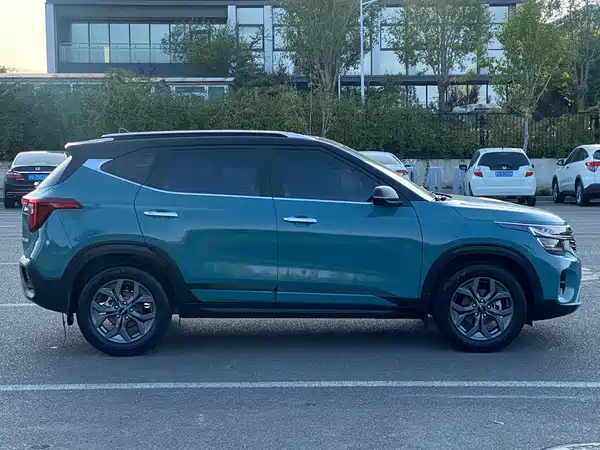 Kia Seltos 2023, фото 16