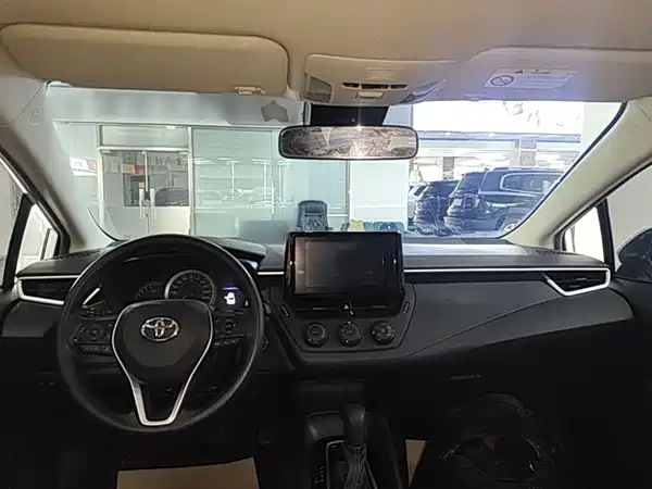 Toyota Corolla 2022, фото 5