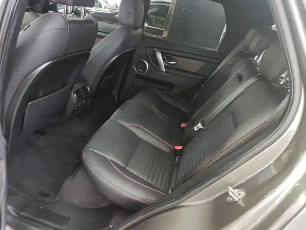 Land Rover Discovery Sport 2022, фото 16