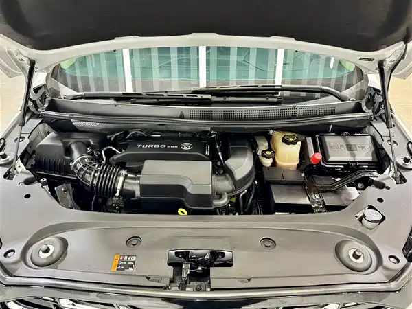 Buick GL8 2023, фото 11