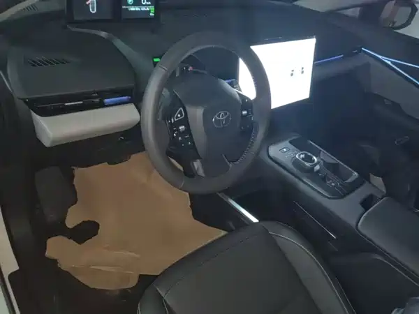 Toyota bZ5 2025, фото 10