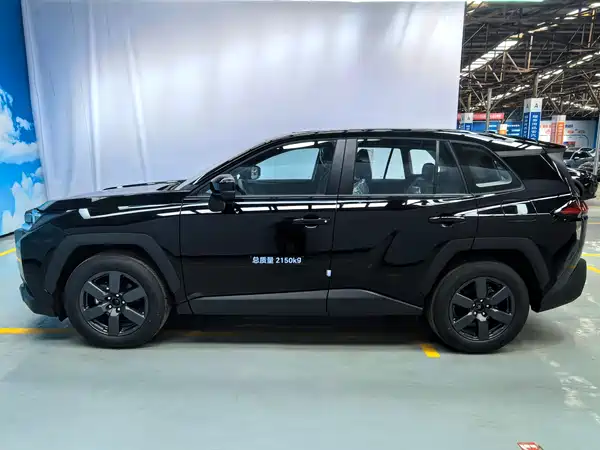 Toyota RAV4 2026, фото 9