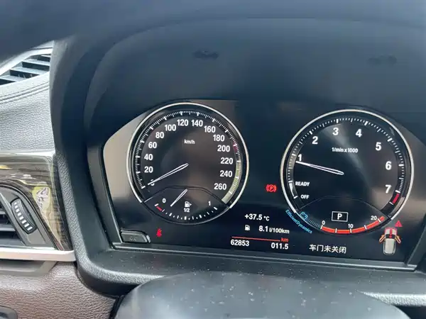 BMW X1 2022, фото 12