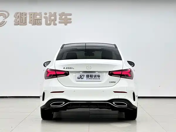 Mercedes-Benz A-Class 2022, фото 3