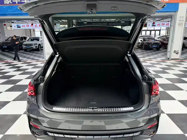 Audi Q3 Sportback 2022, фото 15