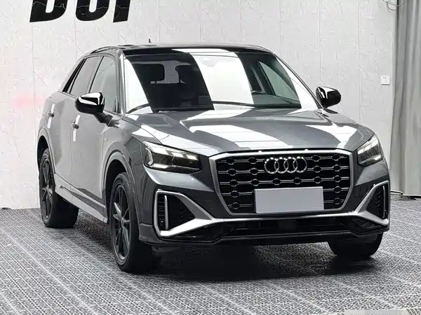 Audi Q2L 2022, фото 3