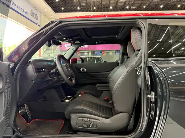 MINI JCW 2025, фото 12