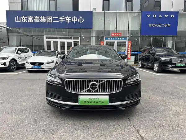 Volvo S90 PHEV 2024, фото 2