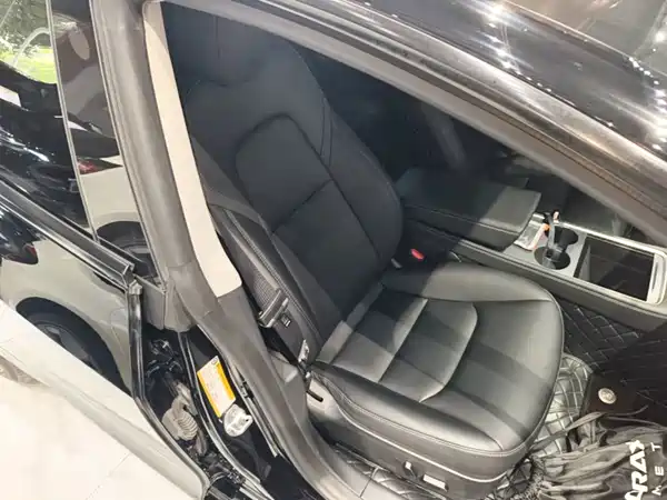 Tesla Model 3 2022, фото 24