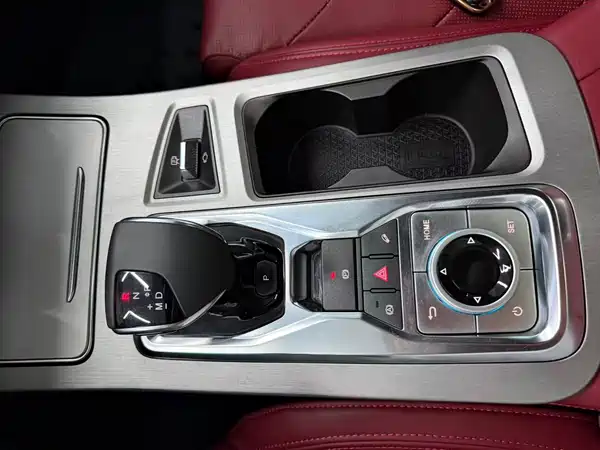 Jetour X70 PLUS 2022, фото 18