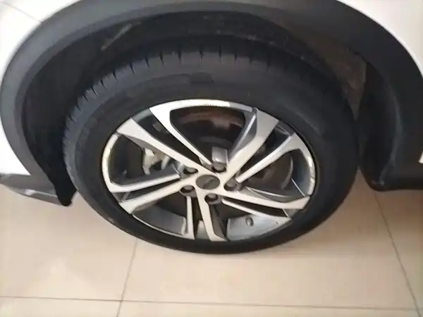 Geely Coolray 2021, фото 22