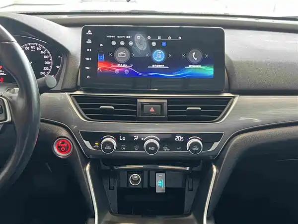 Honda Accord 2022, фото 31