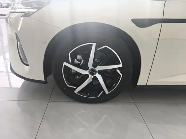 BYD Seal 07 DM-i 2026, фото 23