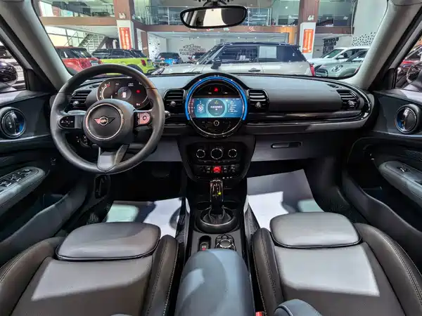MINI CLUBMAN 2023, фото 7