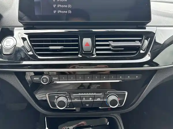 BMW 1 Series 2022, фото 17