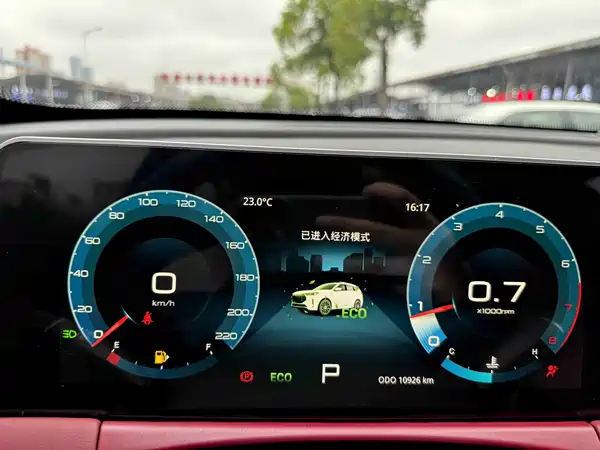 Jetour X70 PLUS 2025, фото 12