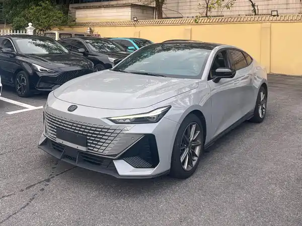 Changan UNI-V 2023
