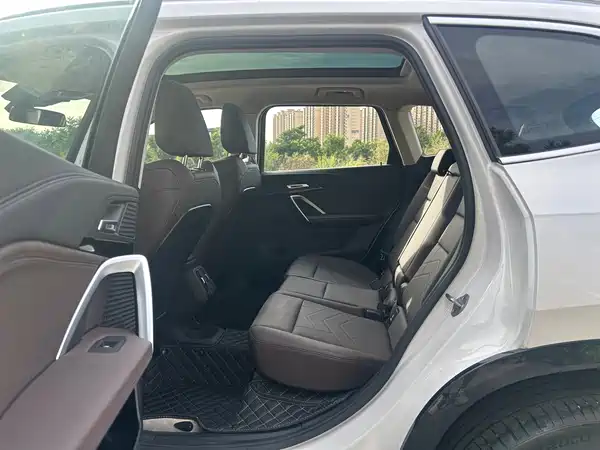 BMW X1 2023, фото 13