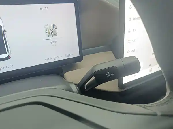 Volvo XC70 PHEV 2026, фото 9