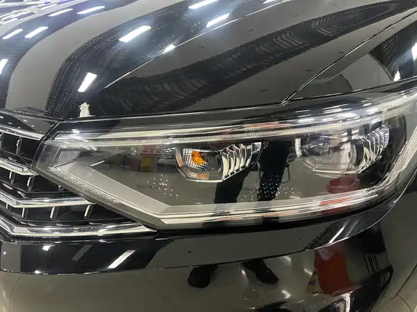 Volkswagen Magotan 2023, фото 3
