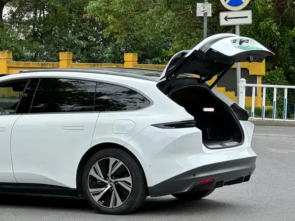 NIO ET5T 2024, фото 5